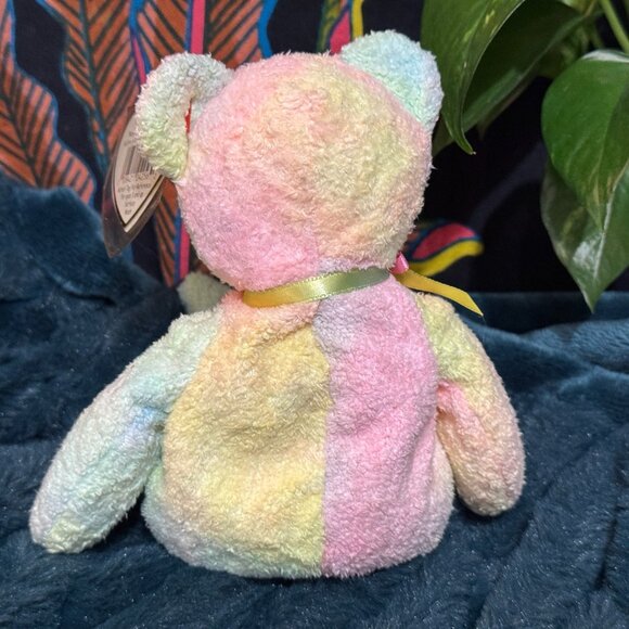 Ty Original Beanie Baby, Groovy the Bear, Tie-Dye Rainbow, DOB January 10, 1999 - Picture 3 of 15